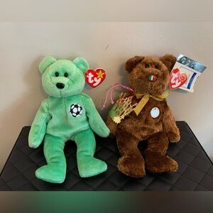 2 Beanie Babies